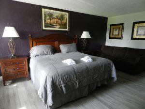 Heritage Park Suites - Heritage Park Suites Suite 1 300x225